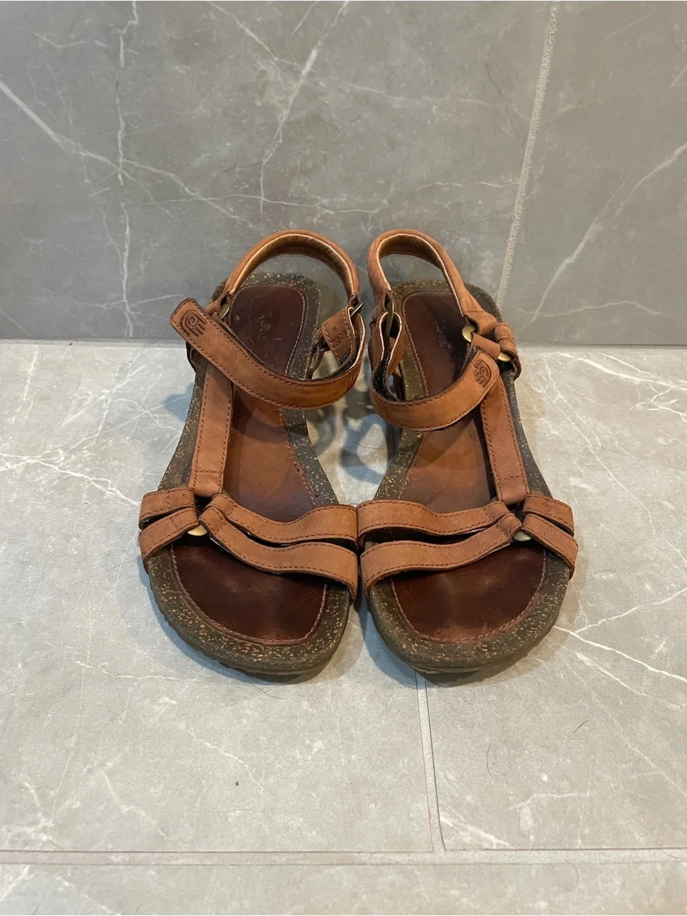 Teva Ysidro Wedge Sandals Women's 7 Brown Leather Strappy Cork Heel Adjustable